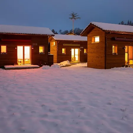 アパート Fiechtehuesli